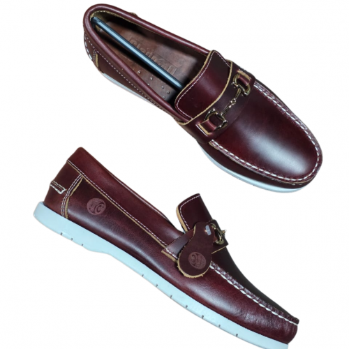 Zapatos 42 MOCASIN MARRON CON HEBILLA SUELA BLANCA